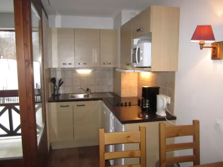 Studio Confort avec WiFi et Parking - 4 Pers., Appartement 4 personnes à Brides les Bains - Photo 1