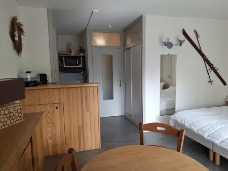 Studio 2 pers avec balcon, centre Brides-les-Bains, animaux et parking, wifi inclus - Photo 6