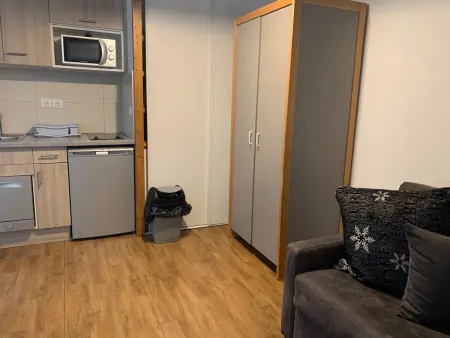 Studio 4 Pers avec Balcon, WiFi et Parking, Appartement 4 personnes à Brides les Bains - Photo 2