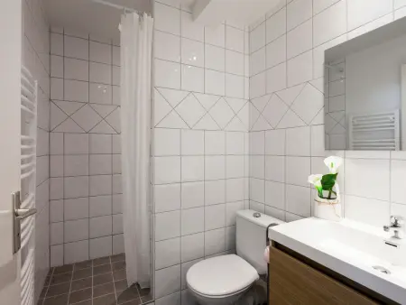 Studio 4 Pers avec Balcon, WiFi et Parking, Appartement 4 personnes à Brides les Bains - Photo 6