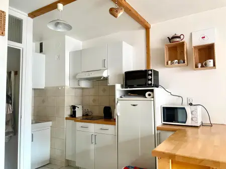 Studio 2* pour 2 pers avec wifi et parking, centre station - Photo 2