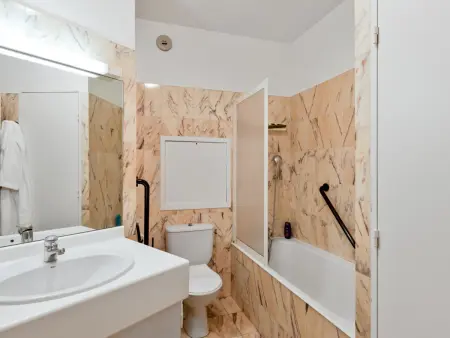 Studio central à Brides-les-Bains avec parking et WiFi - Photo 3