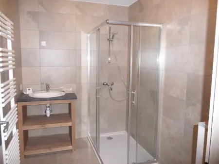 Appartement 12 pers. avec balcon, cheminée et wifi à La Tania - Photo 12
