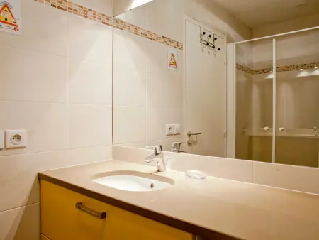 Appartement moderne 3 pièces, skis aux pieds, La Tania, parking inclus - Photo 12