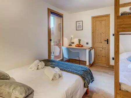 Champagny-en-Vanoise : Appartement 8 pers, Terrasse 80m², Confort avec WiFi - Photo 6