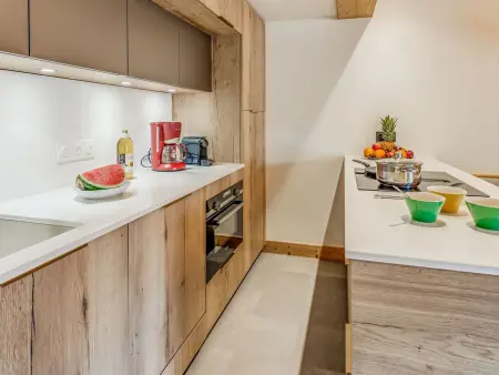 Champagny-en-Vanoise : Appartement 8 pers, Terrasse 80m², Confort avec WiFi - Photo 13