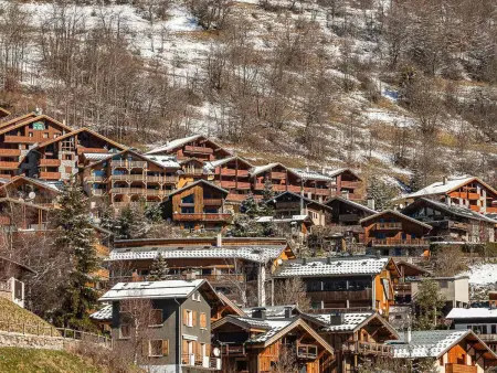 Champagny-en-Vanoise : Appartement 8 pers, Terrasse 80m², Confort avec WiFi - Photo 20