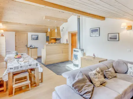 Appart 4P à Champagny - 8 pers, wifi, lumineux, Appartement 8 personnes à Champagny en Vanoise - Photo 3