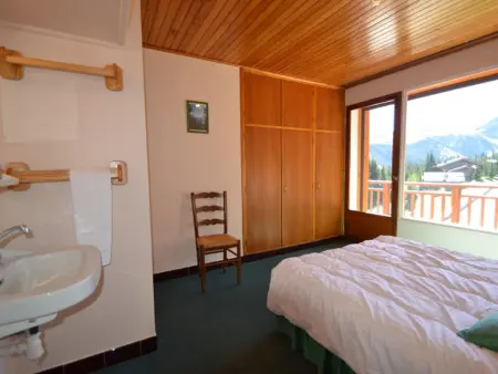 Appartement ski aux pieds à Courchevel 1850, 54m², 5 couchages - Photo 2