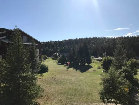 Studio cabine 25m² au pied des pistes à Corrençon - Balcon sud - Photo 8