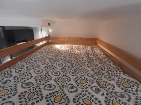 Appartement rénové 20m² au pied des pistes avec balcon et parking gratuit - Photo 11