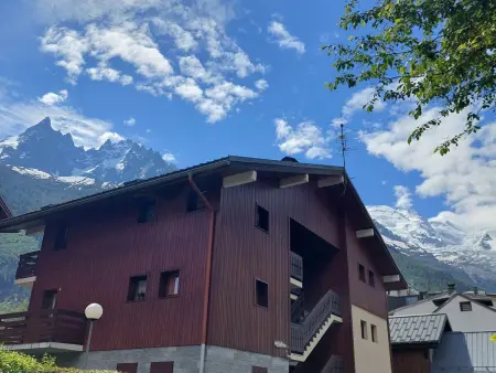 Studio cosy à Chamonix - Animaux admis, parking privé - Photo 12