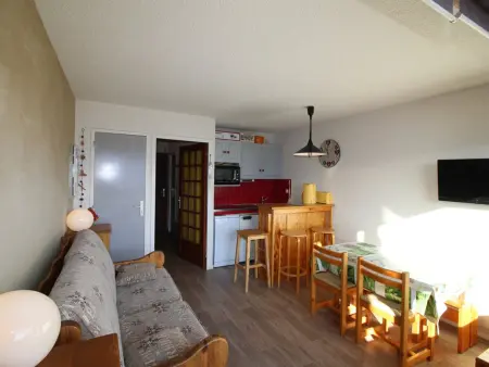 Studio cabine 4 pers au pied des pistes avec parking gratuit - Auris en Oisans - Photo 2