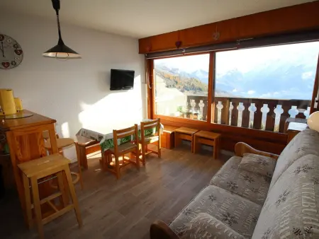 Studio cabine 4 pers au pied des pistes avec parking gratuit - Auris en Oisans - Photo 3