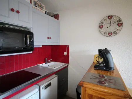 Studio cabine 4 pers au pied des pistes avec parking gratuit - Auris en Oisans - Photo 6