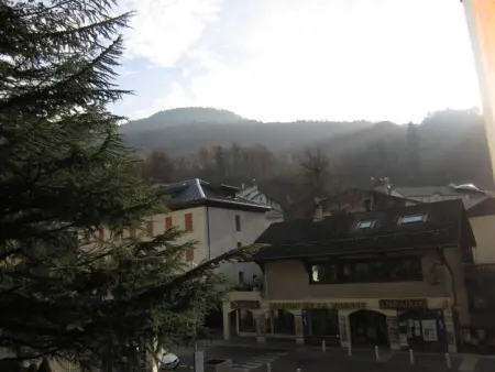 Studio confortable avec balcon et WiFi, animaux admis à Brides-les-Bains - Photo 6