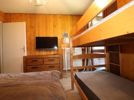 Appart rénové 2 pièces, skis aux pieds, balcon, animaux admis - Photo 5