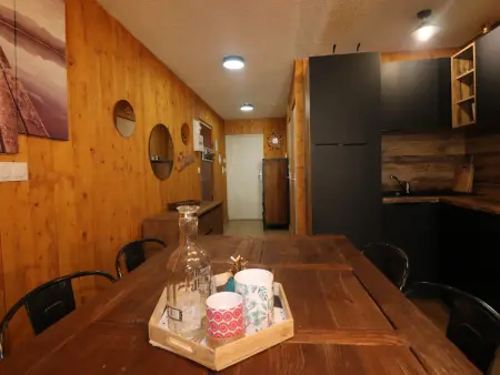 Appart rénové 2 pièces, skis aux pieds, balcon, animaux admis - Photo 9
