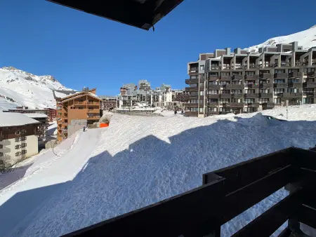 Appart rénové 2 pièces, skis aux pieds, balcon, animaux admis - Photo 11