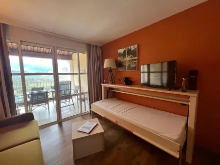 Duplex à Cap Esterel avec terrasse, solarium et parking inclus - Photo 1