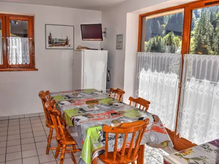 Joli appartement 2 pièces au pied du téléphérique avec balcon et animaux admis - Photo 7