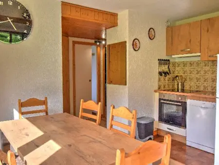 Bel appart refait 2 pièces, skis aux pieds, WIFI, parking - Photo 5