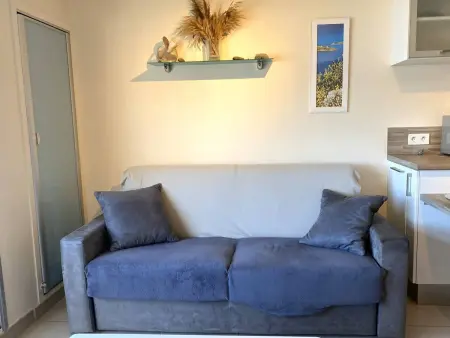 Appartement rénové 3* avec vue mer, à 50m plage, Perros-Guirec - Photo 1