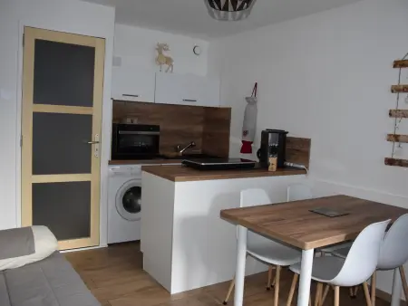 Joli studio proche centre, 4 pers, balcon, Appartement 4 personnes à Pralognan la Vanoise - Photo 6