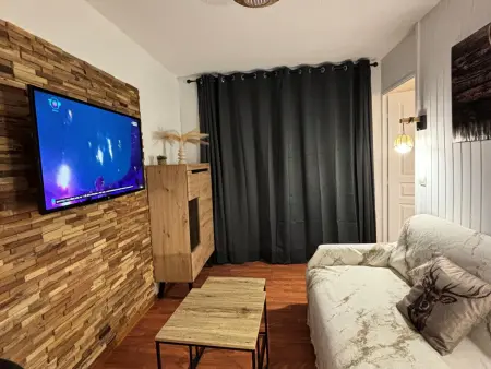 Appartement 2 pièces avec balcon et animaux admis - Photo 5