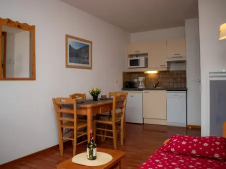 Appartement cosy avec balcon, idéal pour 4 personnes et animaux admis - Photo 3