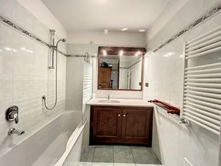 Appartement cosy au centre de Chamonix avec parking - Photo 3