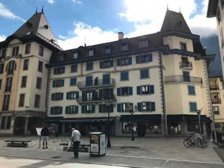 Appartement cosy au centre de Chamonix avec parking - Photo 8