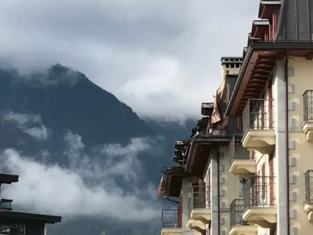 Appartement cosy au centre de Chamonix avec parking - Photo 9