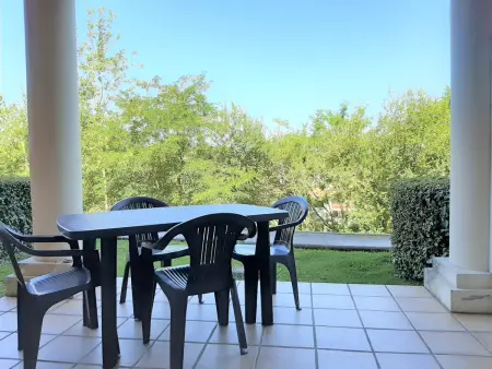 Appartement T2 à Socoa avec terrasse, proche plage - Photo 3