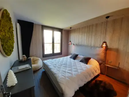 Appartement rénové 3 chambres skis aux pieds à Courchevel avec WiFi - Photo 2