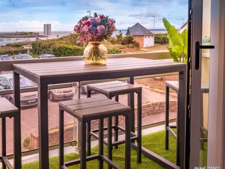 Studio rénové avec balcon vue mer, WIFI, proche plage et commerces - 2 pers - Photo 1