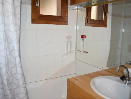 Joli 2 pièces avec terrasse et piscine chauffée - Photo 8