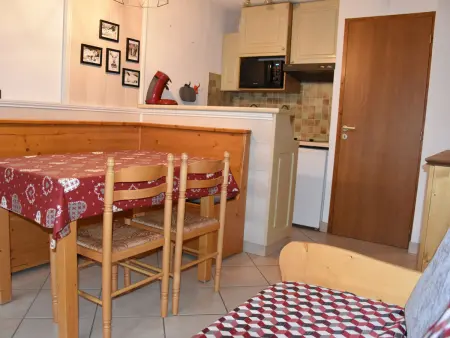 Joli 2 pièces avec terrasse et piscine chauffée - Photo 9