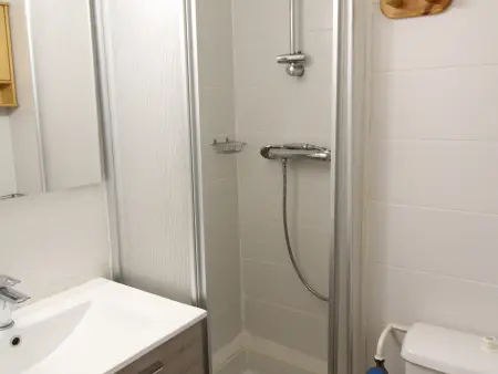 Appartement pour 4 personnes à Val Cenis Lanslevillard, proche remontées mécaniques et commerces - Photo 4