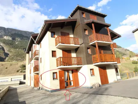 Appartement pour 4 personnes à Val Cenis Lanslevillard, proche remontées mécaniques et commerces - Photo 7