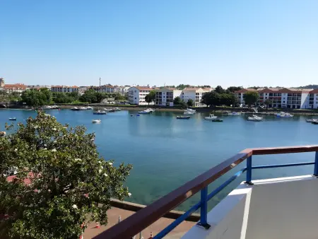 Ciboure : T4 spacieux avec balcon et véranda, proche golf - Photo 6