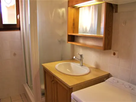 Appartement cosy avec balcon, parking individuel et WiFi à Saint-Jean-de-Sixt - Photo 8