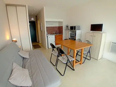 Studio avec terrasse et parking à deux pas des plages - Photo 1