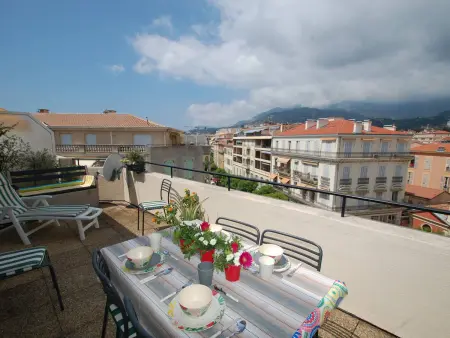 Charmant 2P en Centre-Ville de Menton avec Terrasse et Parking - Photo 1