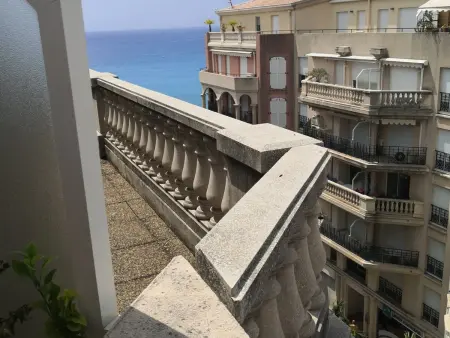 Charmant 2P en Centre-Ville de Menton avec Terrasse et Parking - Photo 2