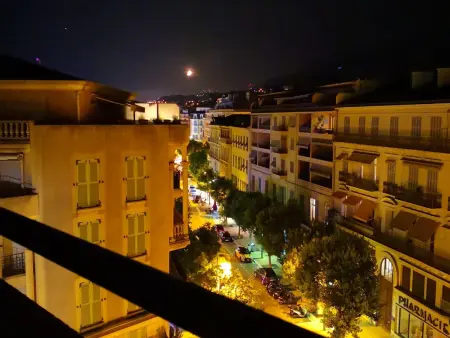 Charmant 2P en Centre-Ville de Menton avec Terrasse et Parking - Photo 11