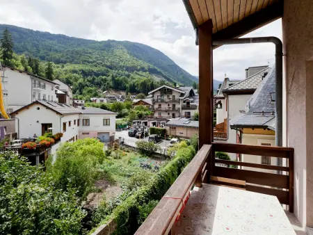 Appartement duplex 2 chambres centre Brides-les-Bains, balcon, ascenseur, animaux admis - Photo 4
