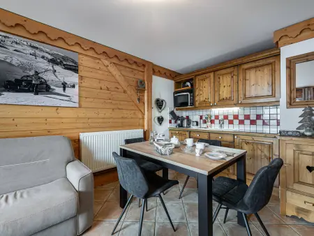 Appartement lumineux proche des pistes avec accès piscine et animaux admis - Photo 1