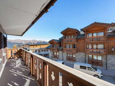 Magnifique appartement contemporain à Courchevel 1850, 3 chambres, sauna, parking - Photo 13