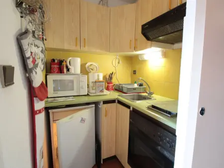 Studio chaleureux 4 pers, centre village, proche pistes et commerces, balcon sud-ouest - Photo 2